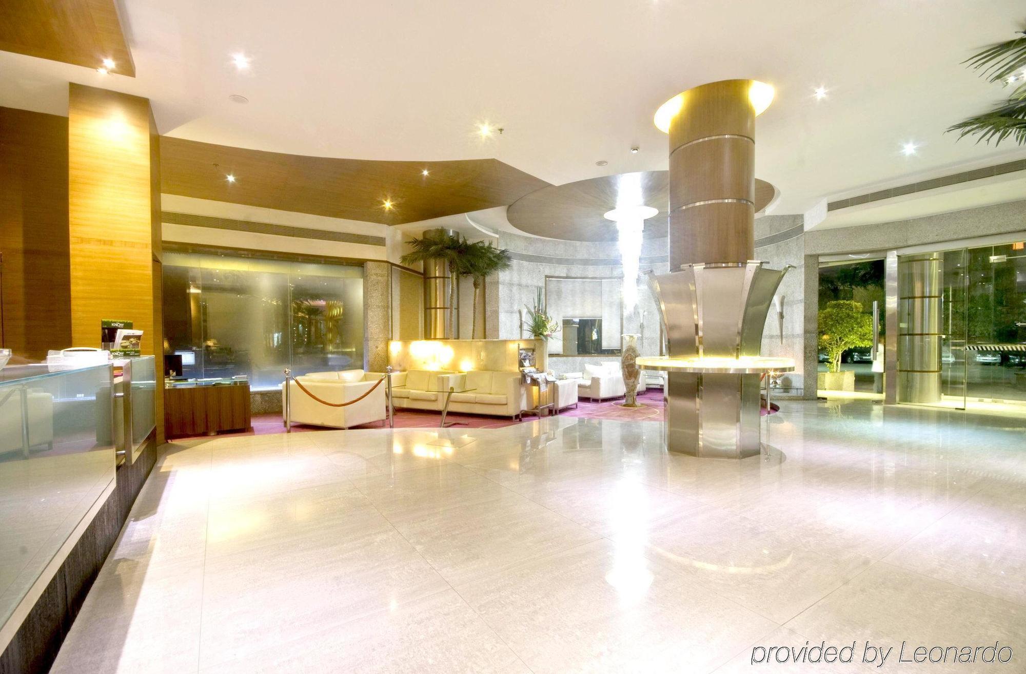 Peninsula Grand Hotel Mumbai Interior photo